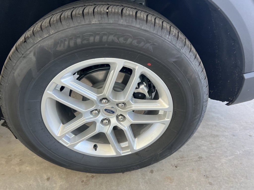 New 2026 Ford Explorer Active image 32