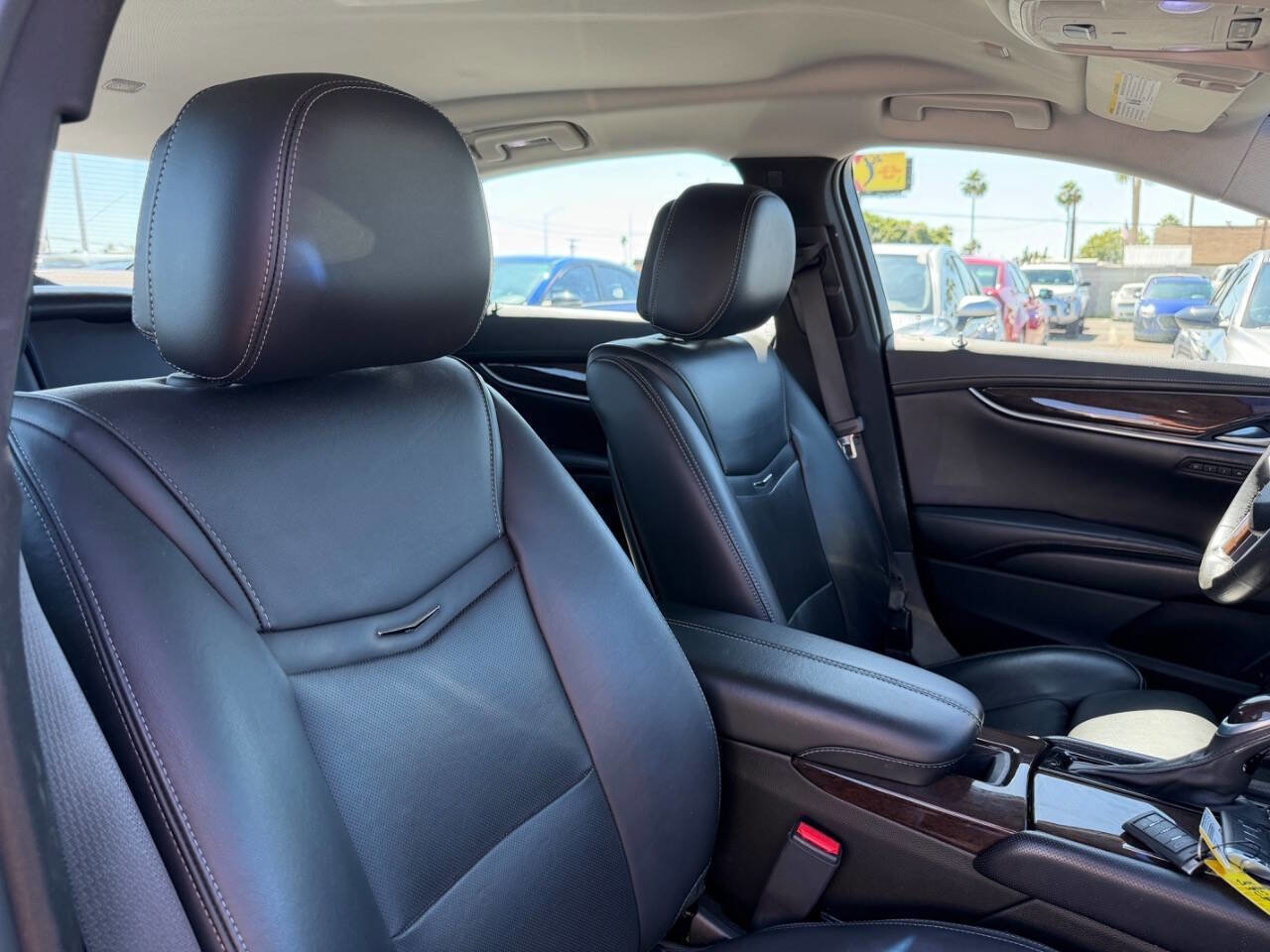 Used 2014 Cadillac XTS Luxury AWD/4WD image 29