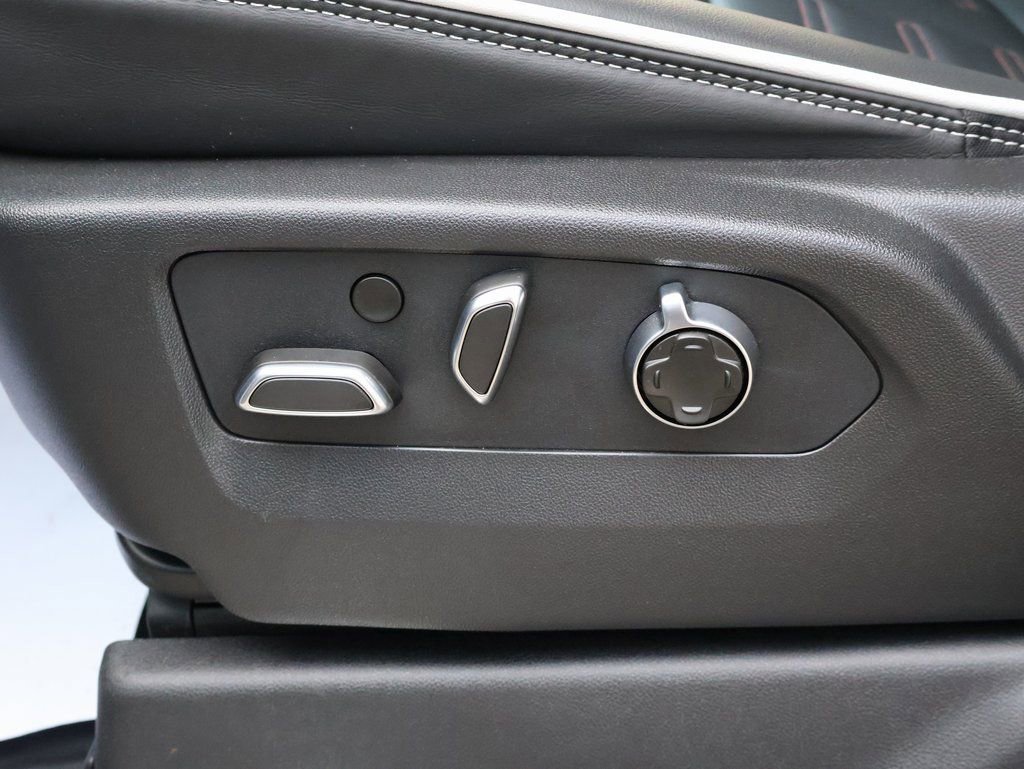 New 2026 GMC Sierra 1500 AT4X w/ LPO, Black Badging Package image 15