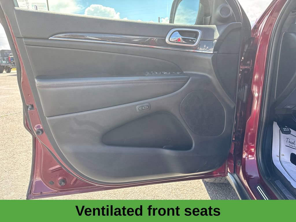 Used 2017 Jeep Grand Cherokee Trailhawk image 13