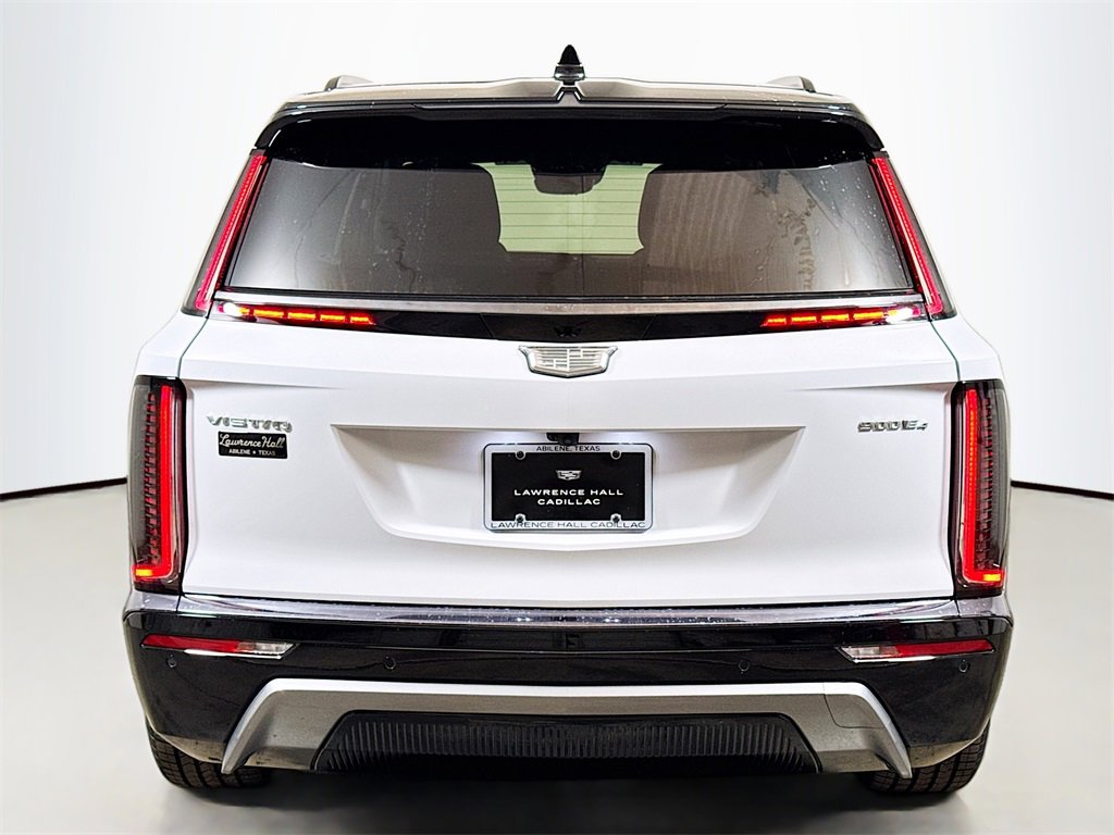 New 2026 Cadillac Vistiq Sport image 4