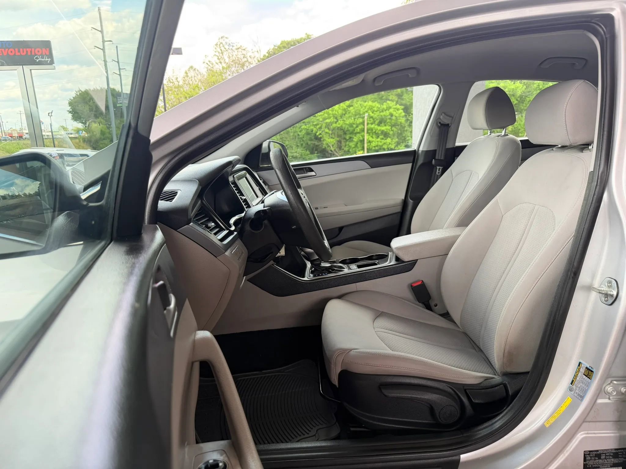 Used 2018 Hyundai Sonata SE FWD image 8