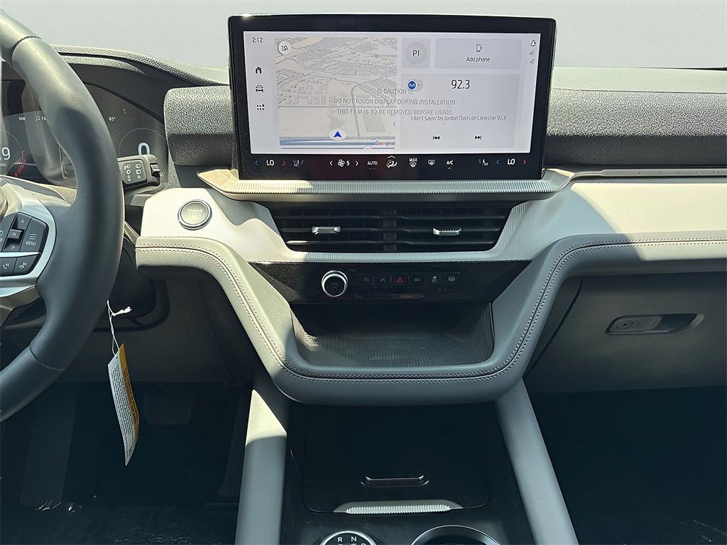 New 2025 Ford Explorer Active w/ Active Comfort Package image 10