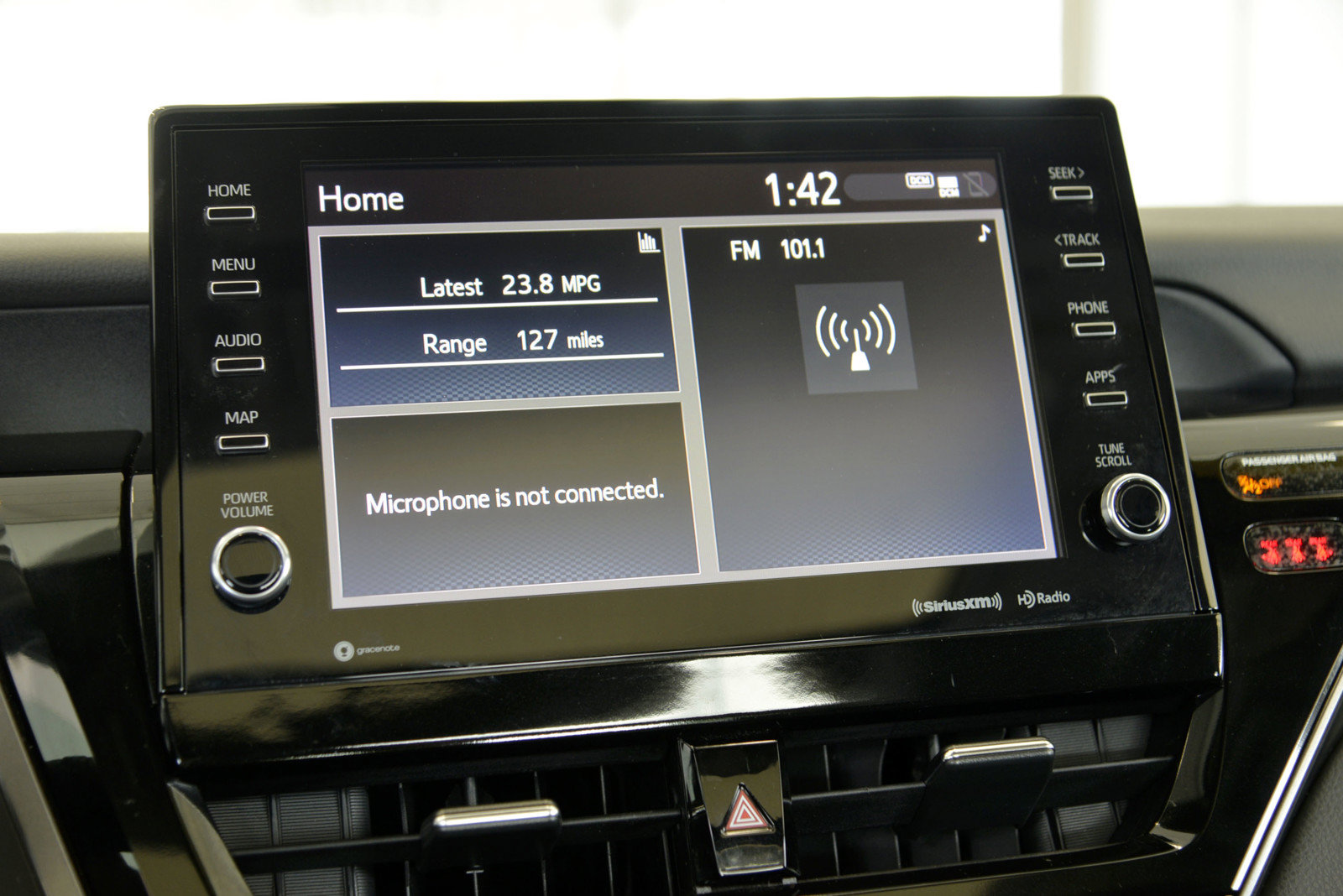 Used 2023 Toyota Camry XLE FWD image 16