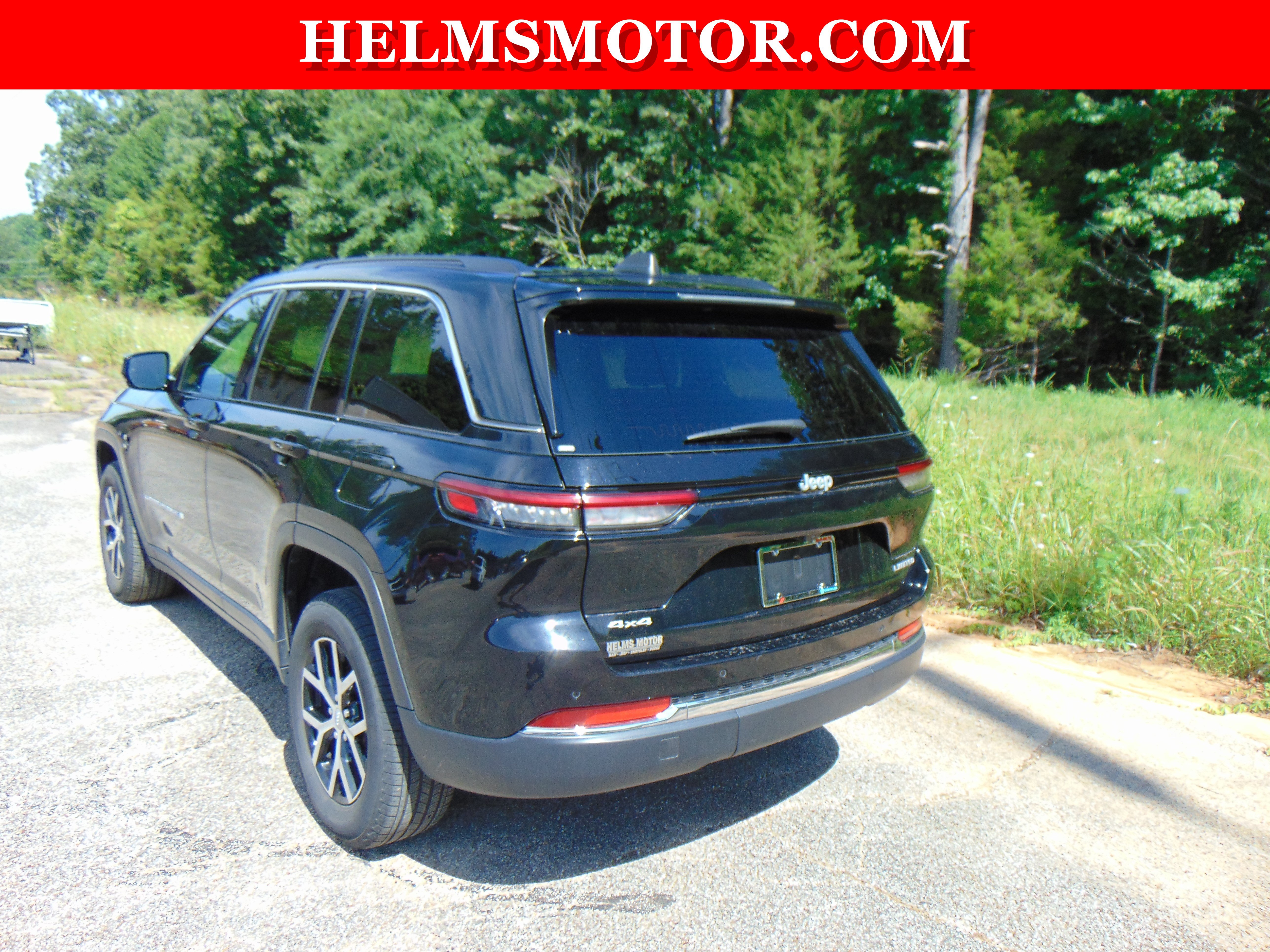 Certified 2024 Jeep Grand Cherokee Limited AWD/4WD image 11
