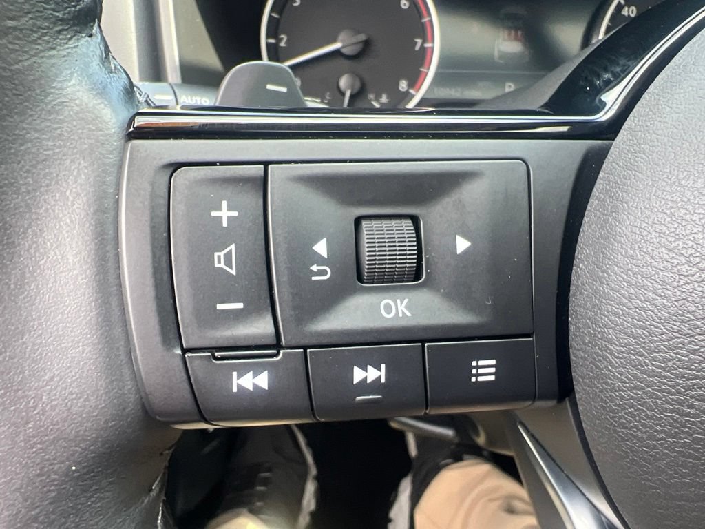 Certified 2023 Nissan Rogue SV w/ SV Premium B Package AWD/4WD image 59