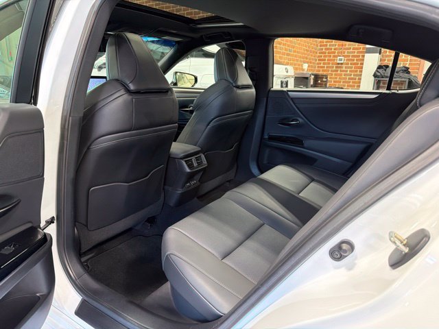 Used 2022 Lexus ES 300h F Sport w/ Accessory Package FWD image 27