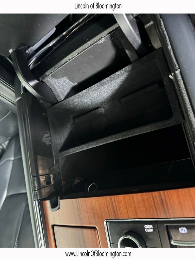 Used 2023 Lincoln Navigator L Reserve AWD/4WD image 36