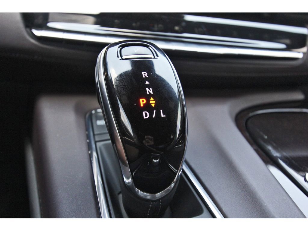 Used 2024 Cadillac Escalade Sport Platinum w/ LPO, ONYX Package AWD/4WD image 24