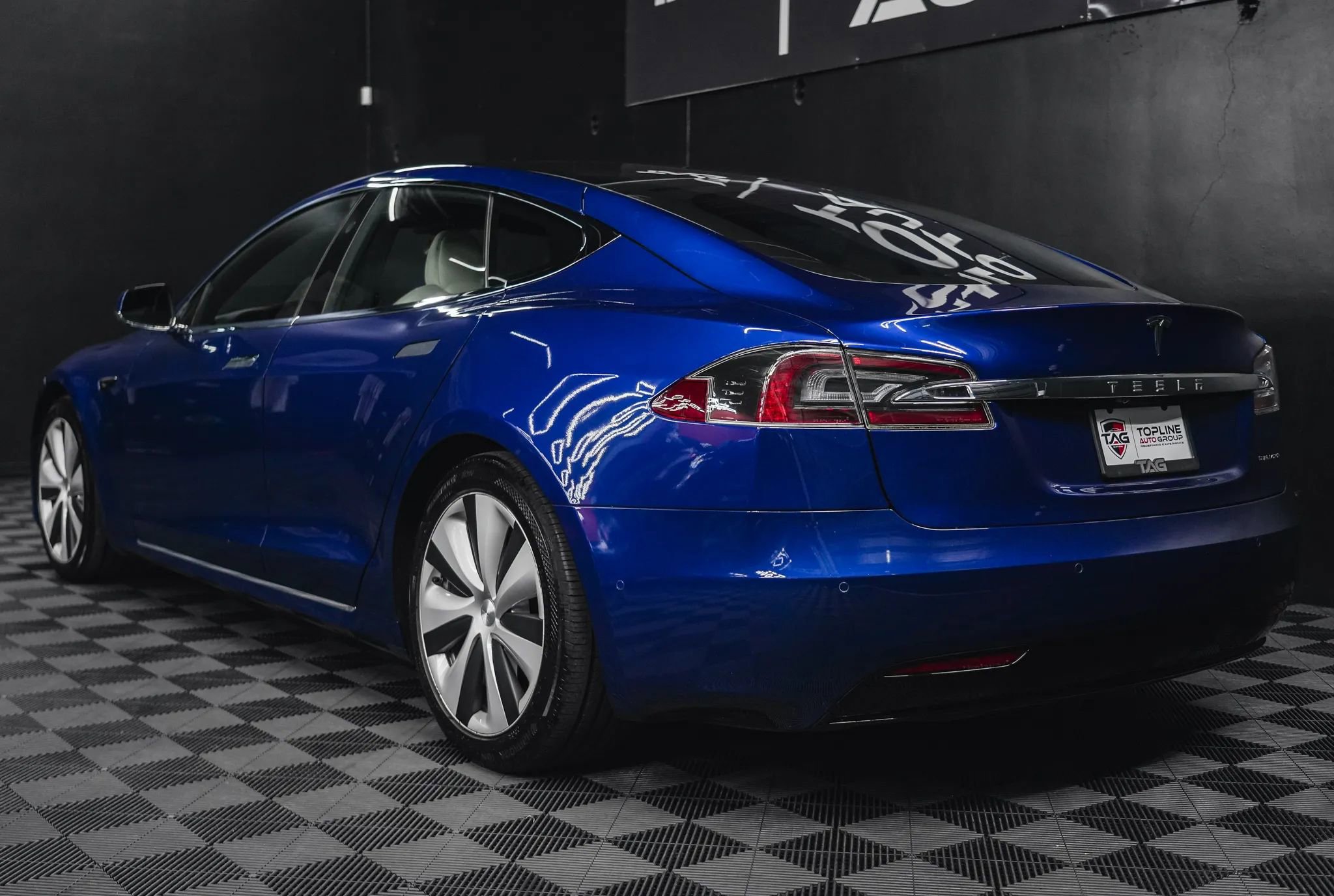 Used 2020 Tesla Model S AWD image 33