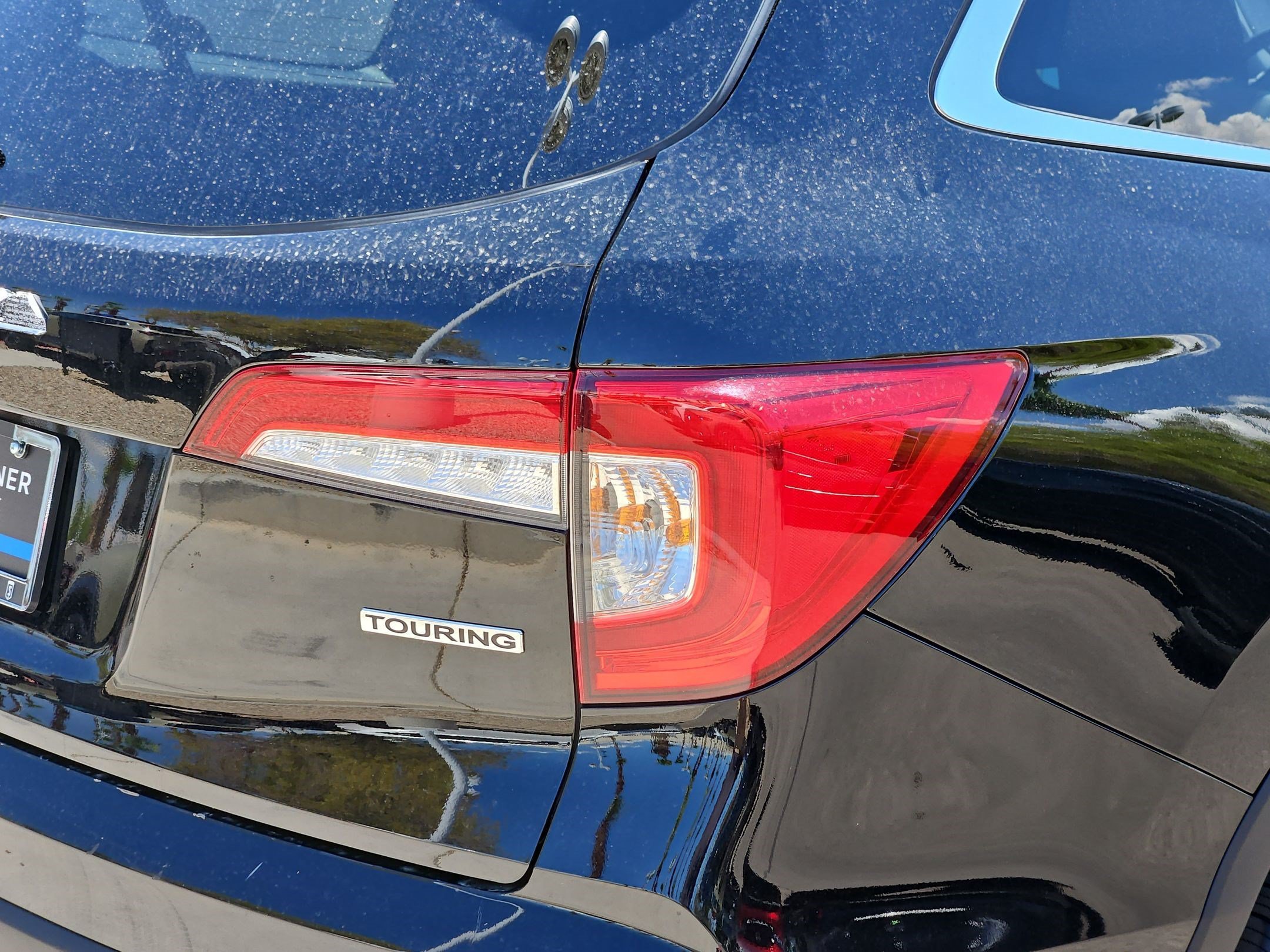 Used 2022 Honda Pilot Touring image 11