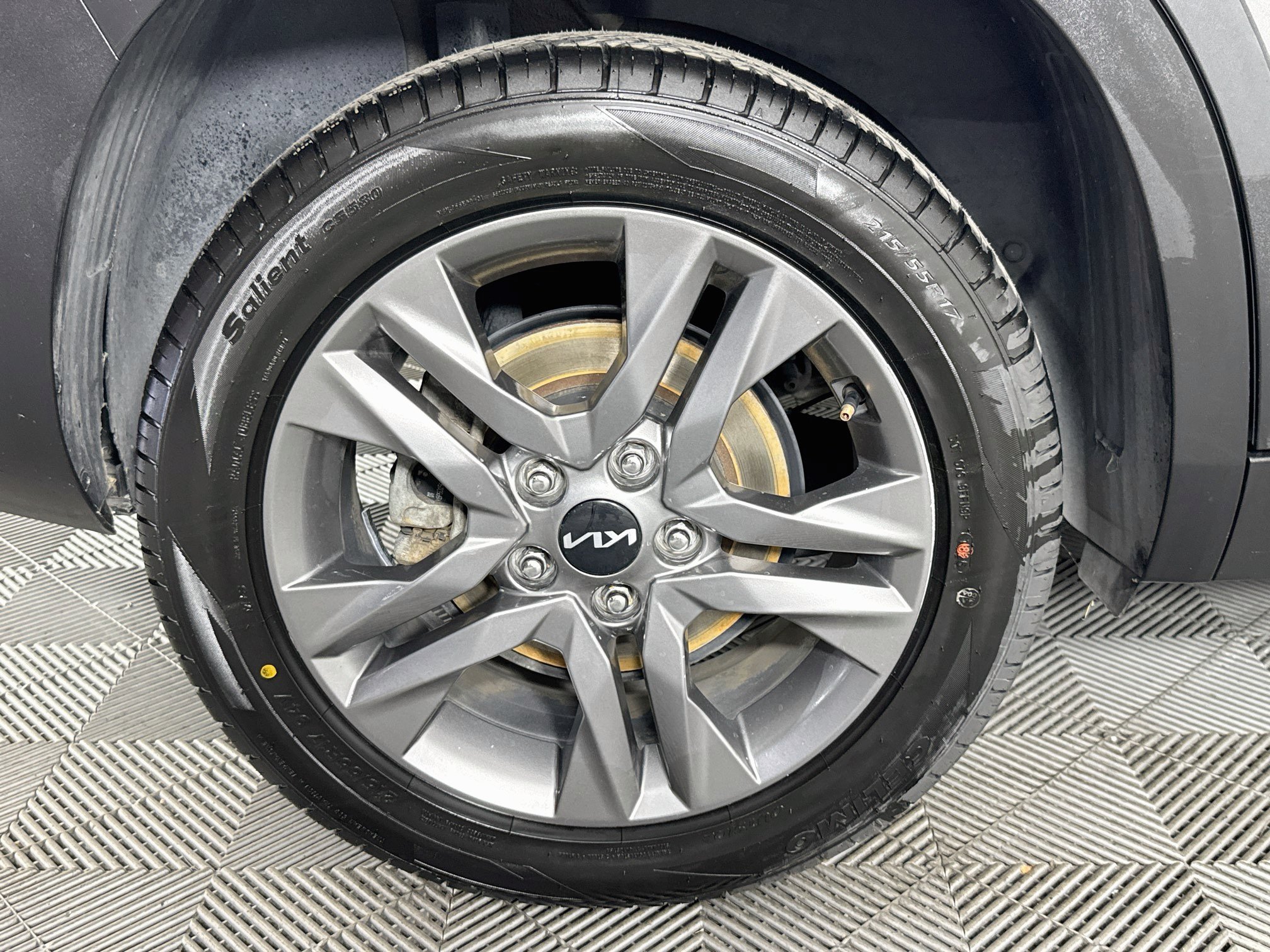 Used 2023 Kia Seltos LX AWD/4WD image 30