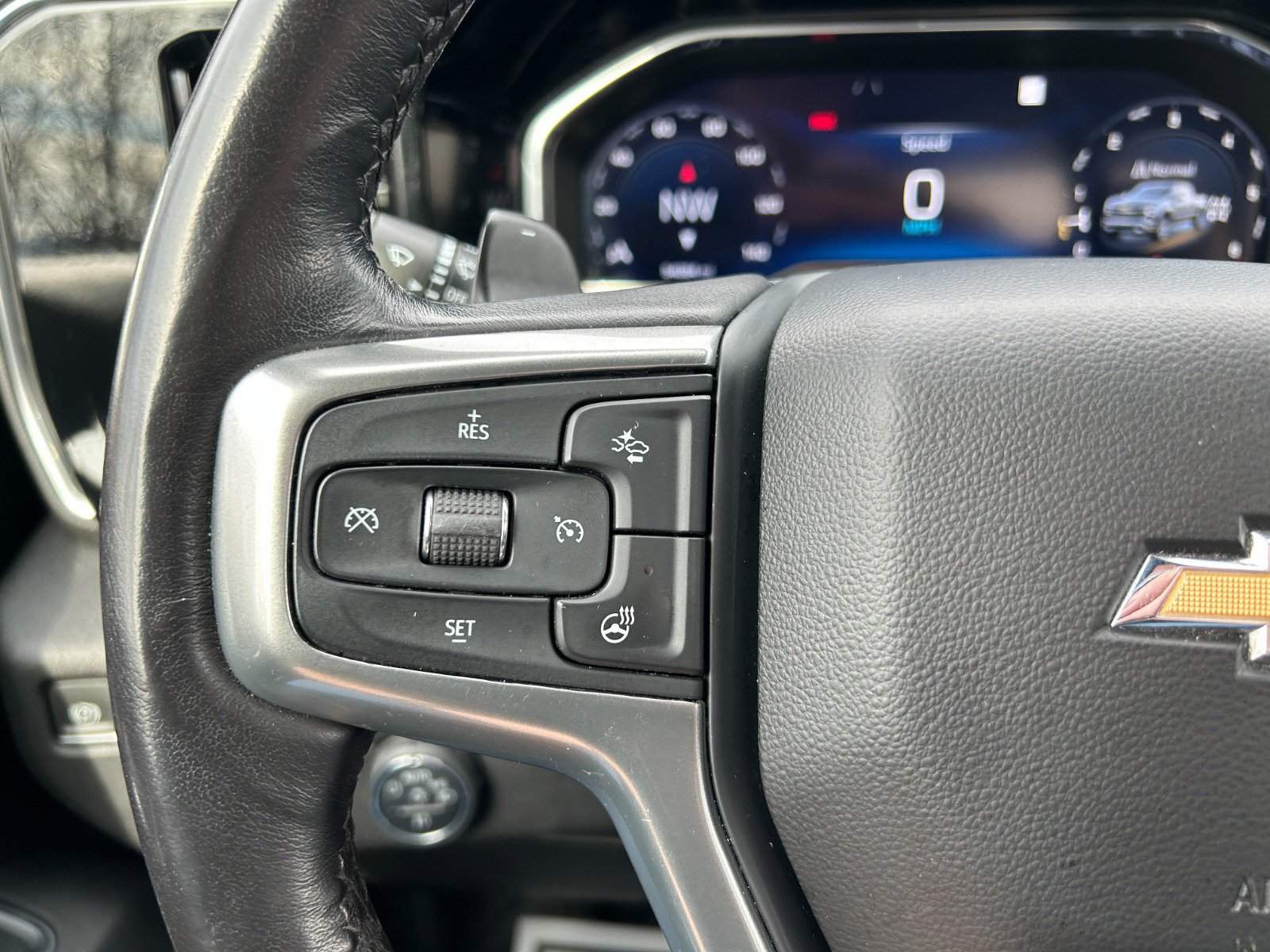 Used 2023 Chevrolet Silverado 1500 LTZ image 26