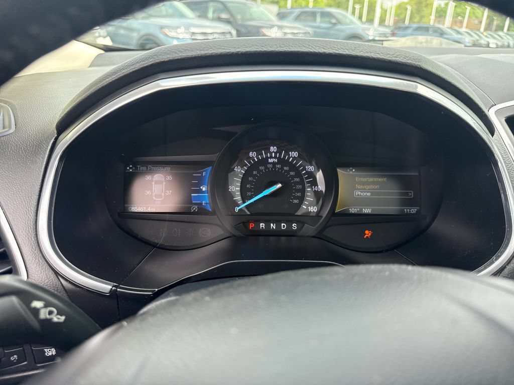 Used 2019 Ford Edge Titanium w/ Equipment Group 301A AWD/4WD image 44