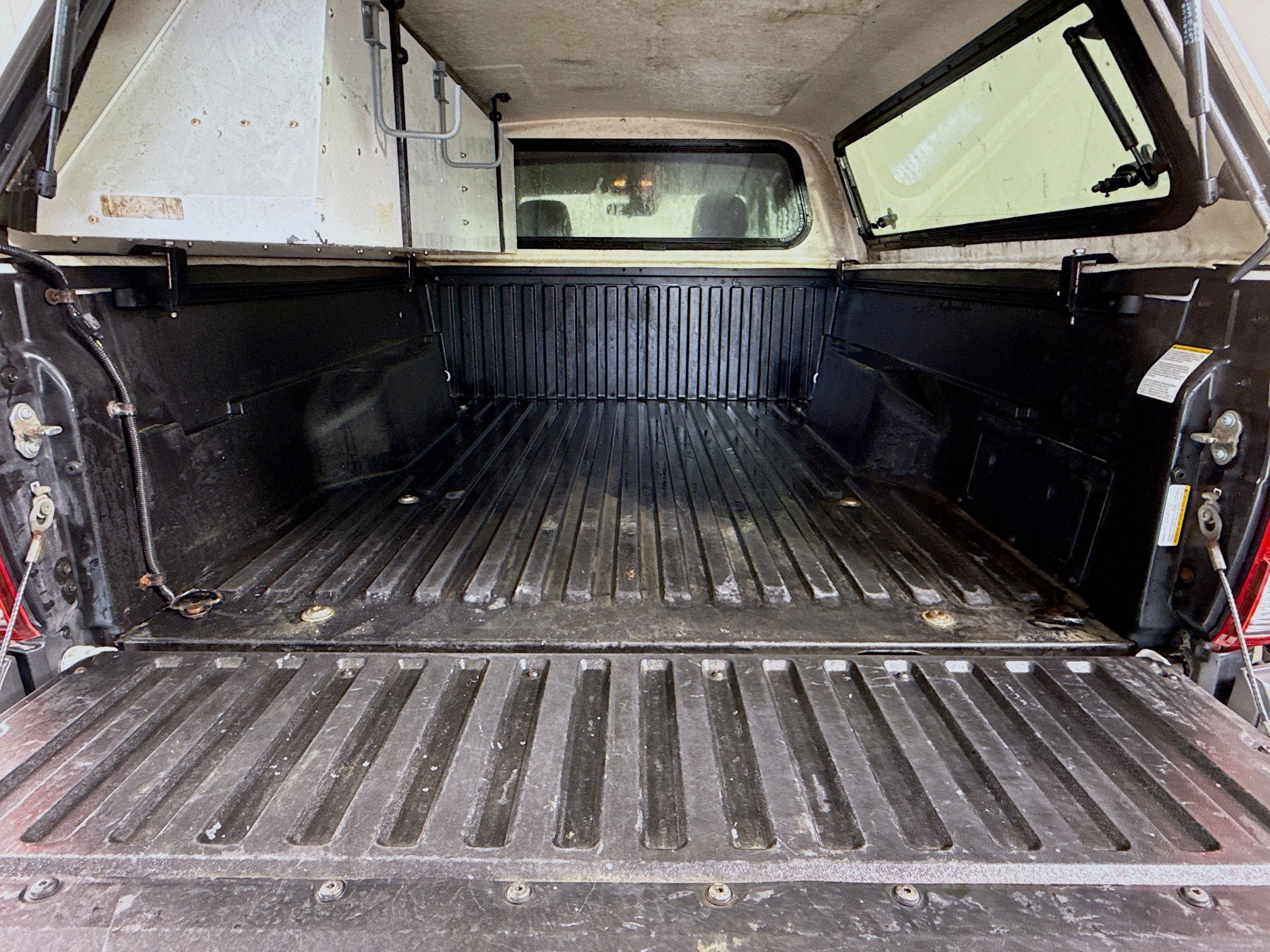 Used 2022 Toyota Tacoma SR image 34