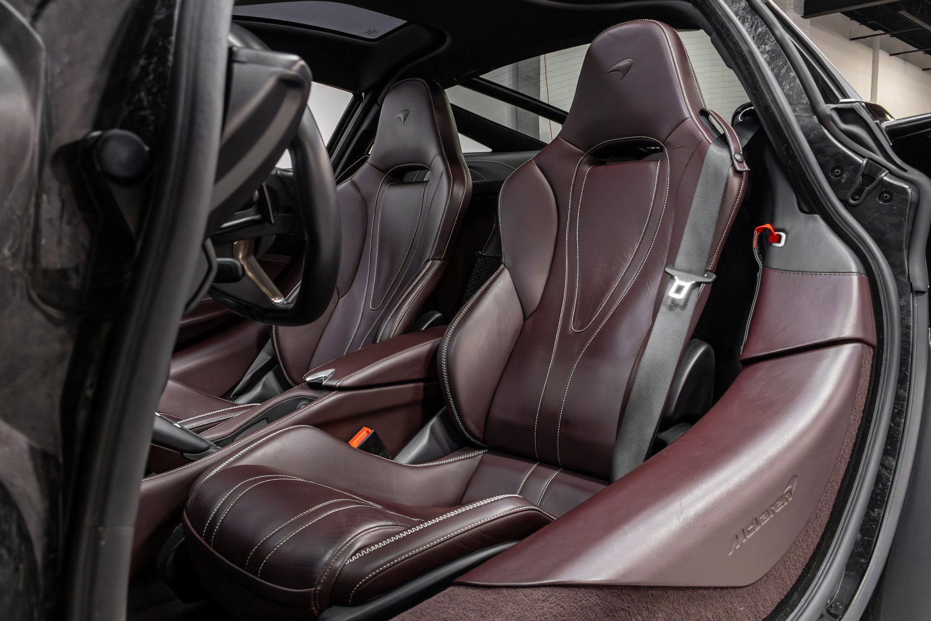 Used 2018 McLaren 720S Performance image 7