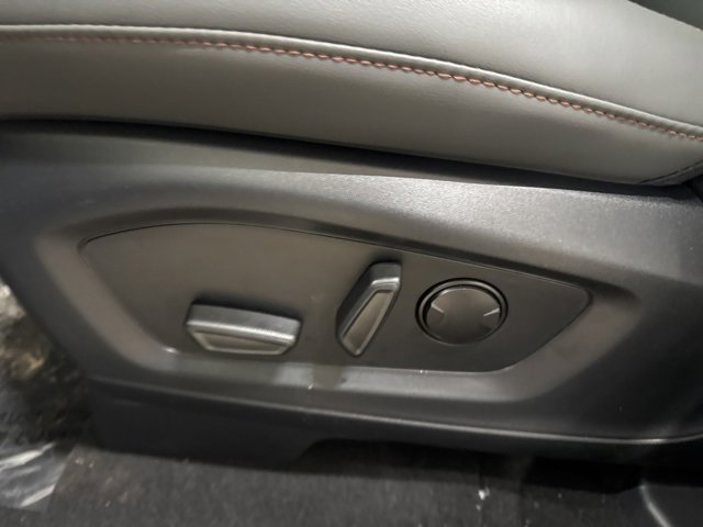 New 2026 Ford Explorer Active w/ Active Comfort Package image 25