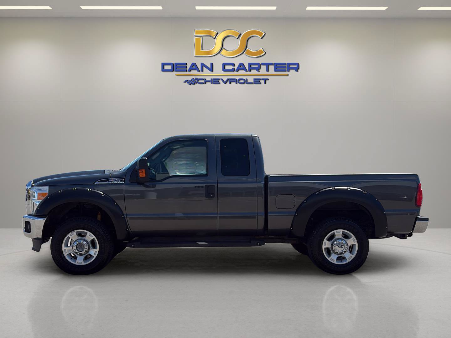 Used 2016 Ford F250 XLT w/ XLT Value Package AWD/4WD image 2