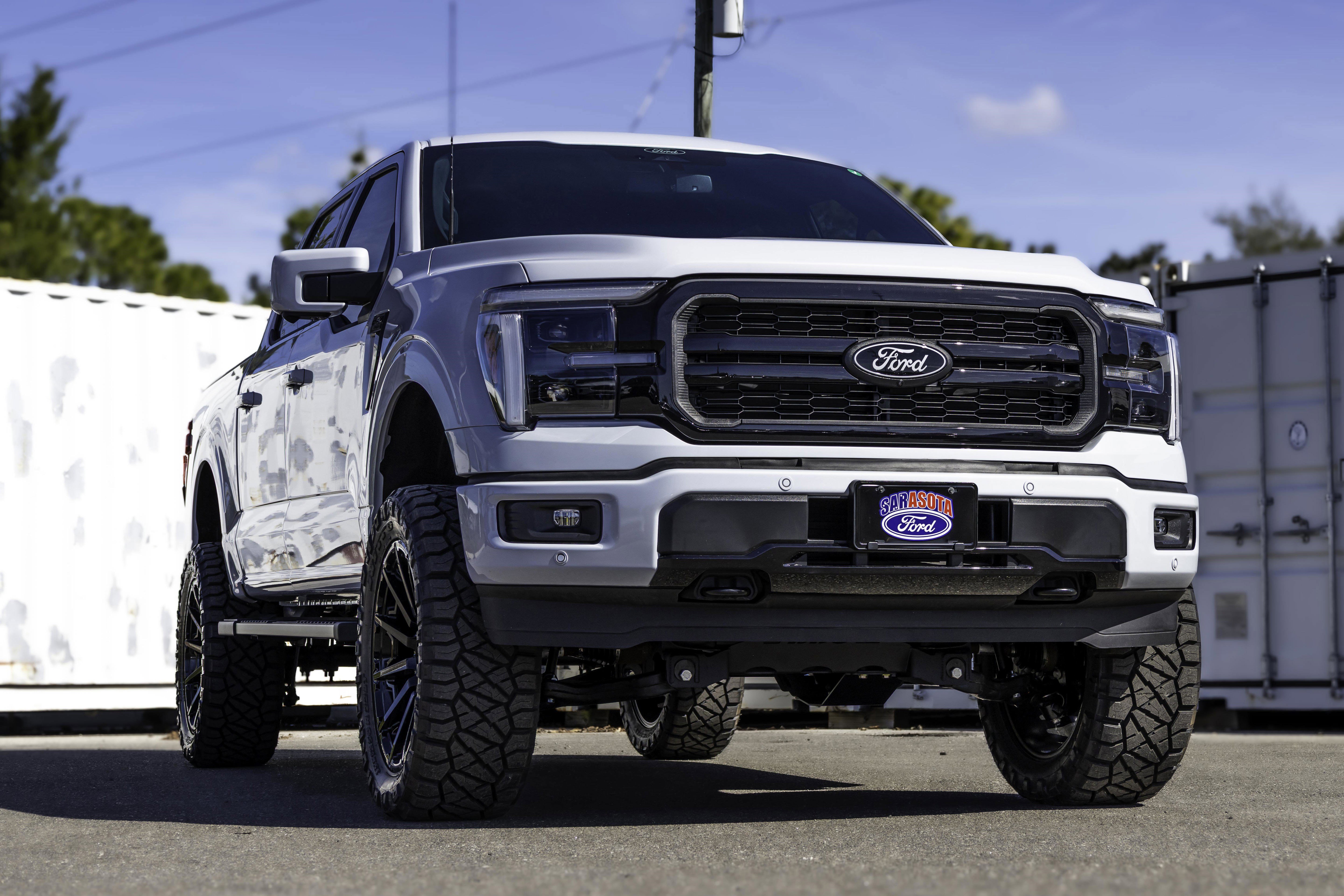 New 2025 Ford F150 Lariat w/ Equipment Group 502A High AWD/4WD image 1