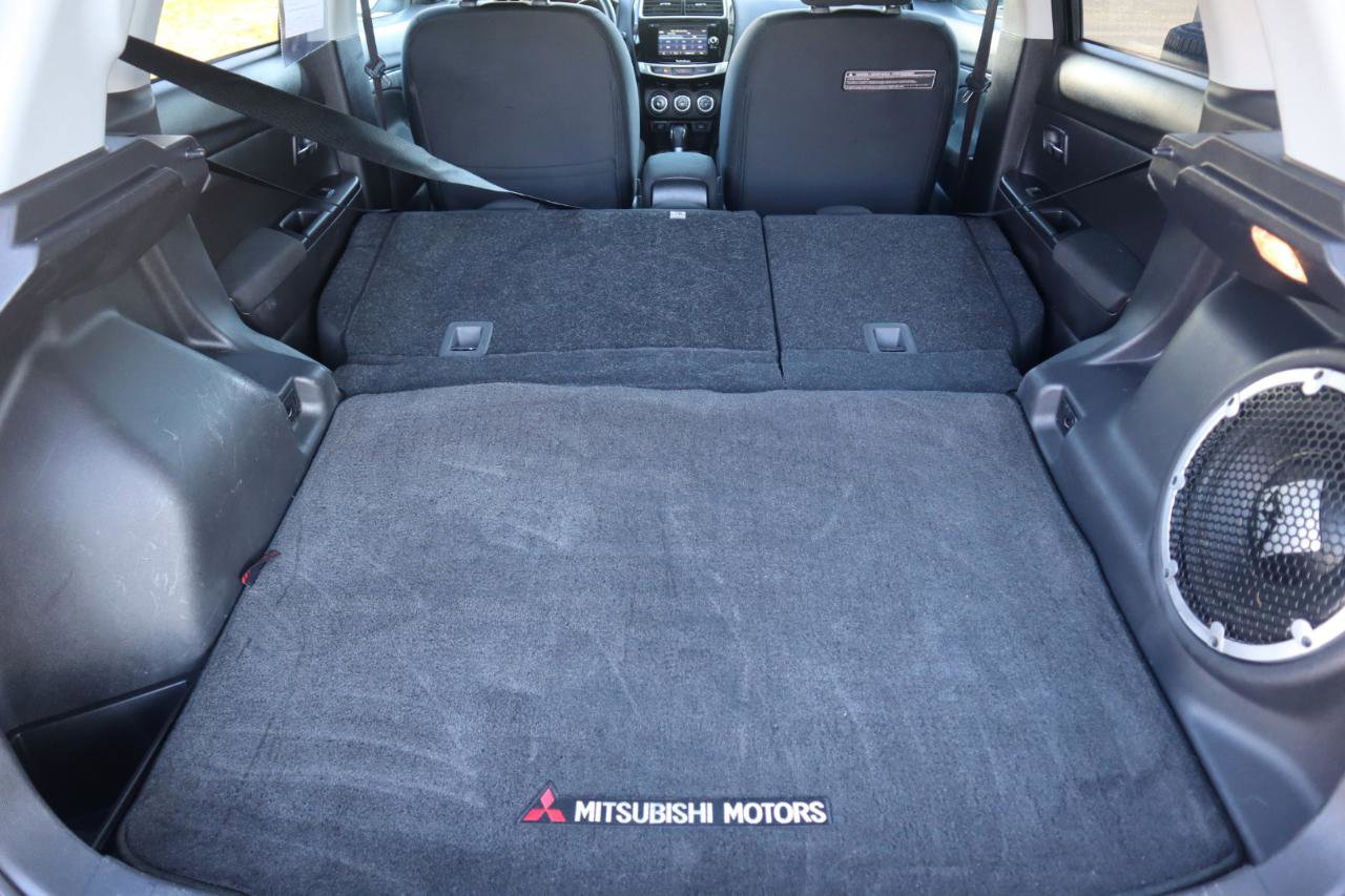 Used 2015 Mitsubishi Outlander Sport SE image 46