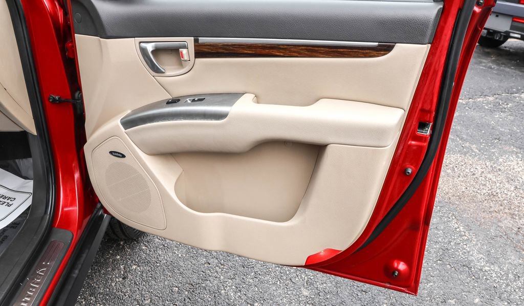 Used 2011 Hyundai Santa Fe Limited image 40