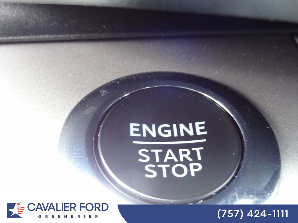 Certified 2023 Ford Explorer XLT w/ Class IV Trailer Tow Package AWD/4WD image 23