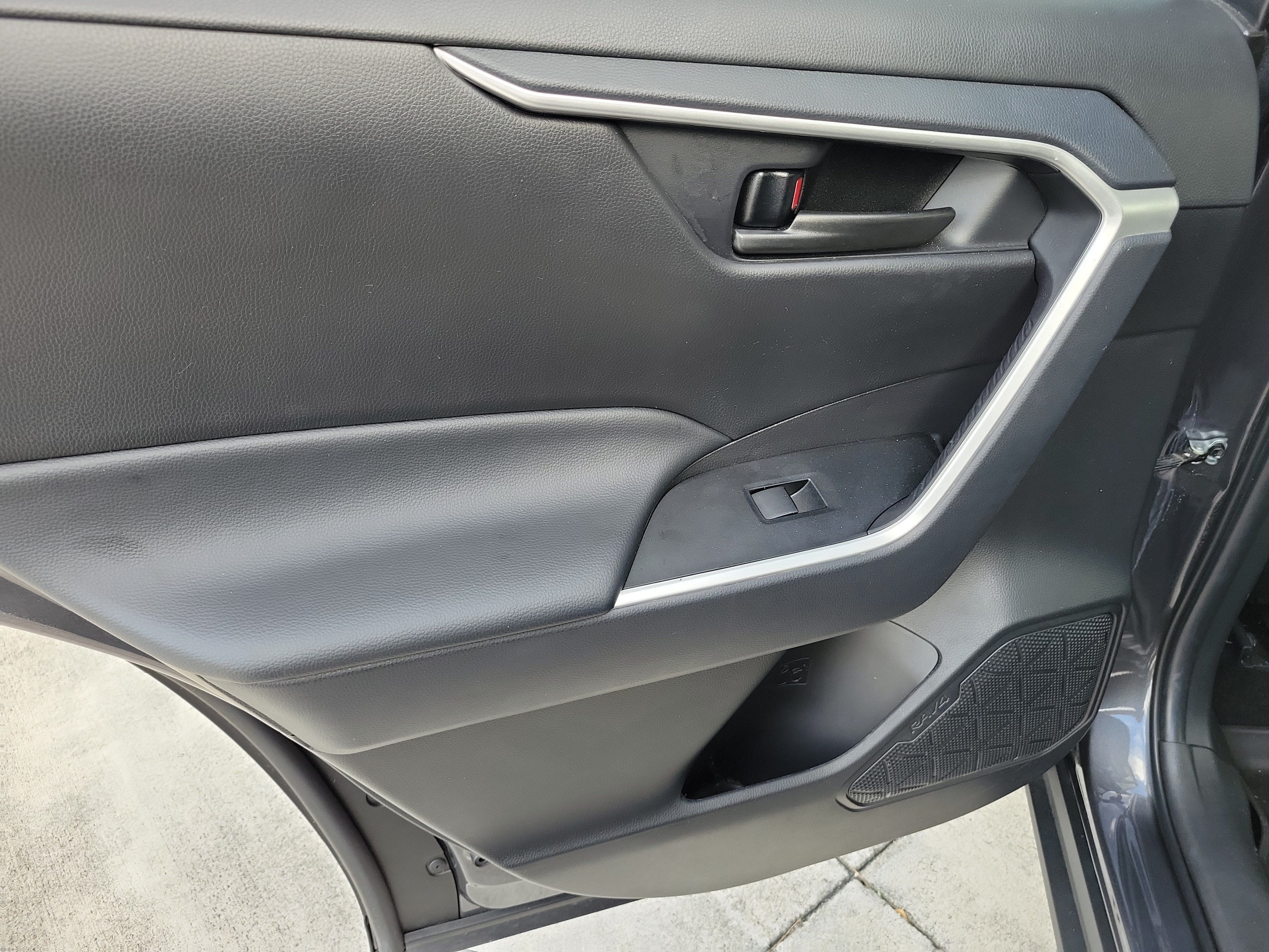 Certified 2025 Toyota RAV4 LE FWD image 12