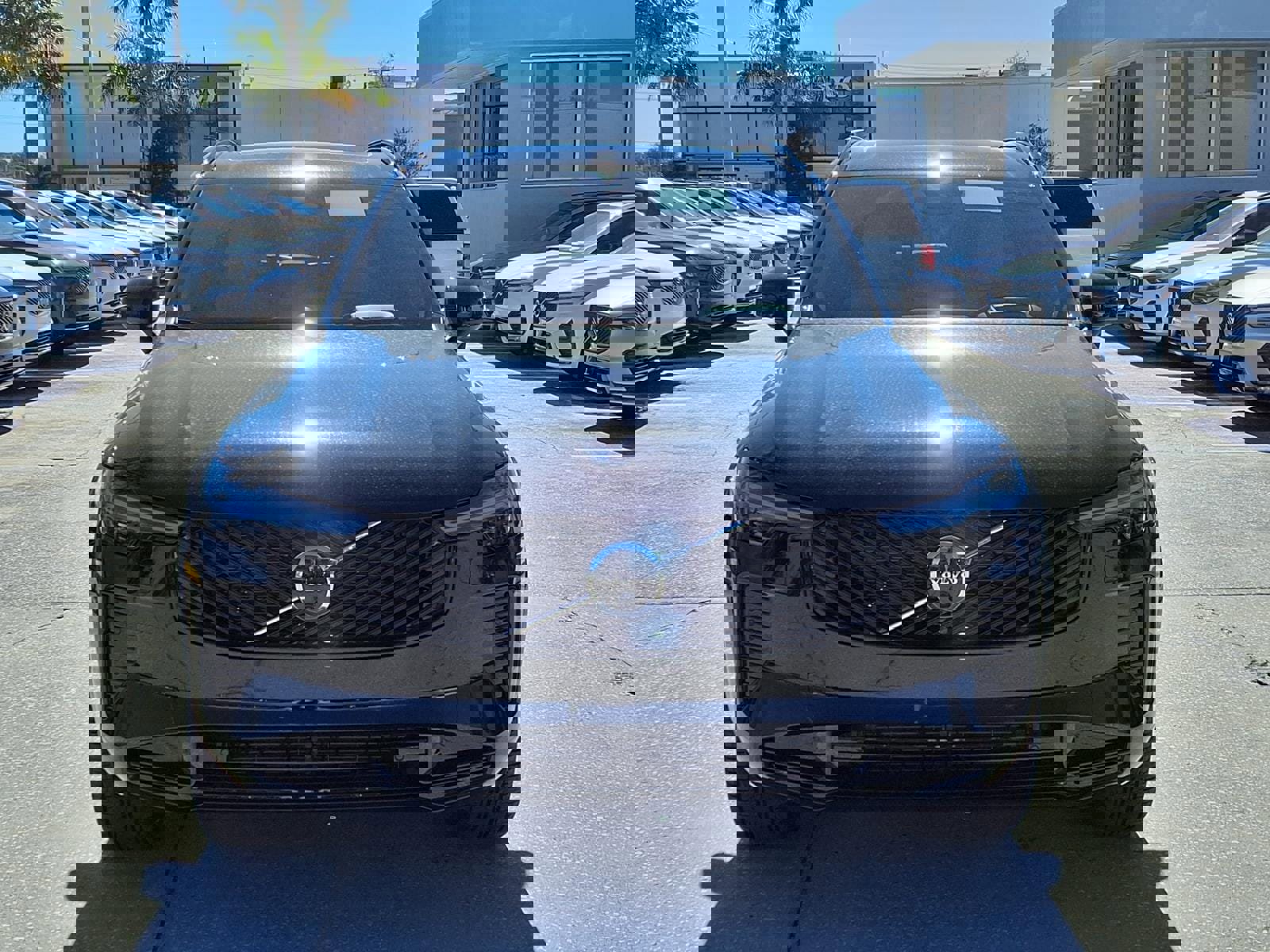 New 2026 Volvo XC90 B6 Ultra w/ Lounge Package image 2