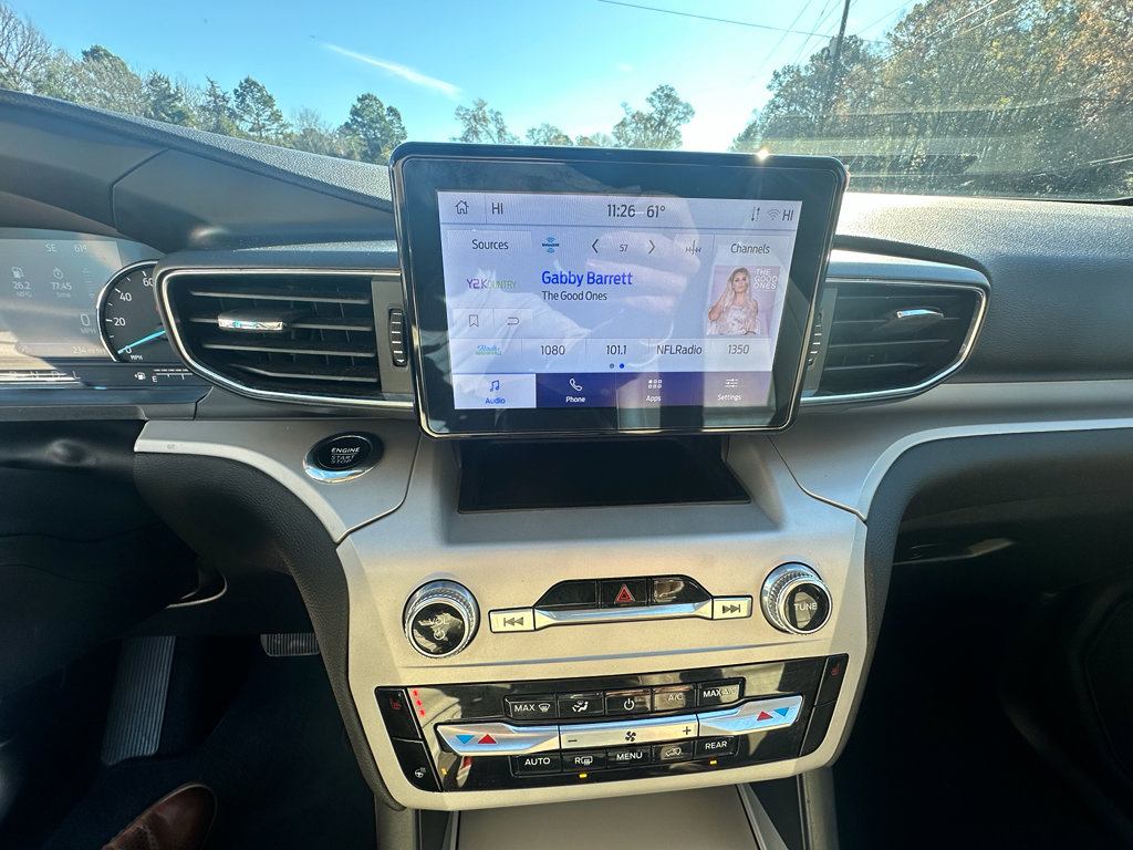 Used 2024 Ford Explorer XLT w/ Equipment Group 202A image 10