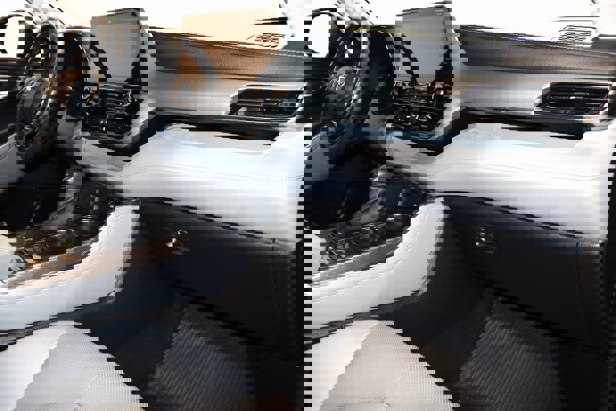 Used 2021 Toyota Highlander Platinum image 63