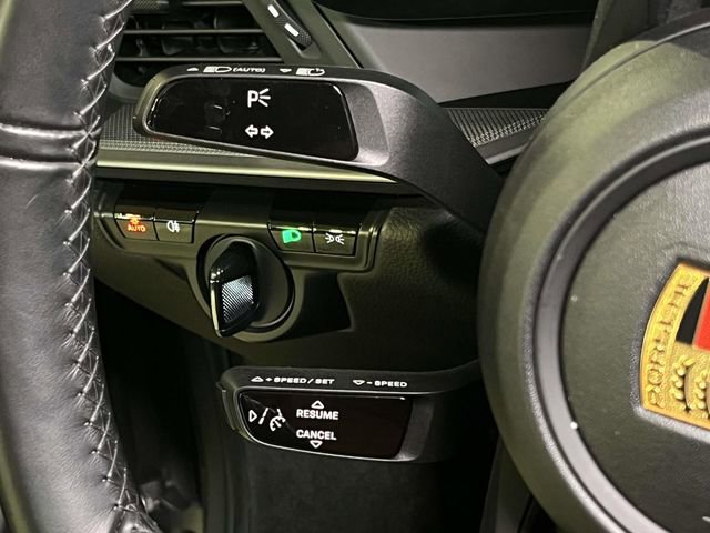 Used 2021 Porsche 911 Carrera 4 image 41