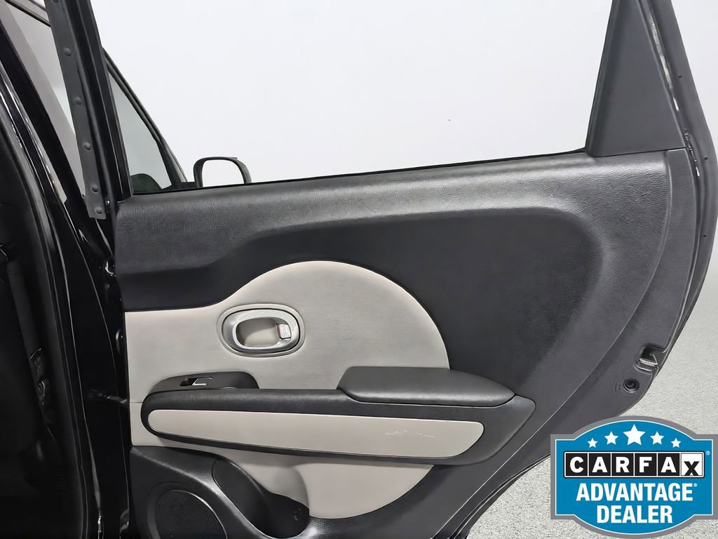 Used 2017 Kia Soul + FWD image 33