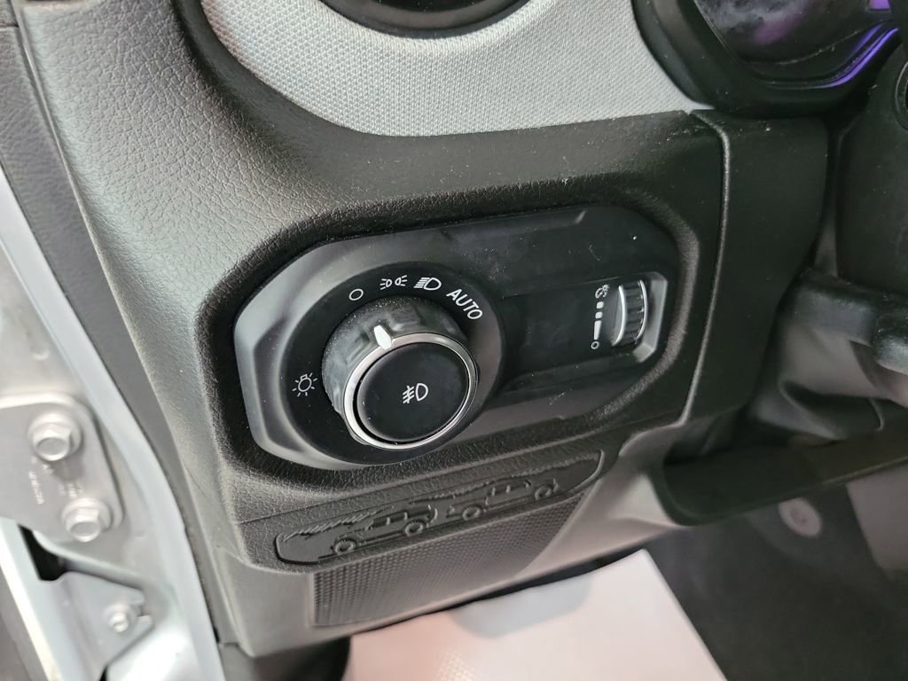Used 2024 Jeep Wrangler Sport S image 34