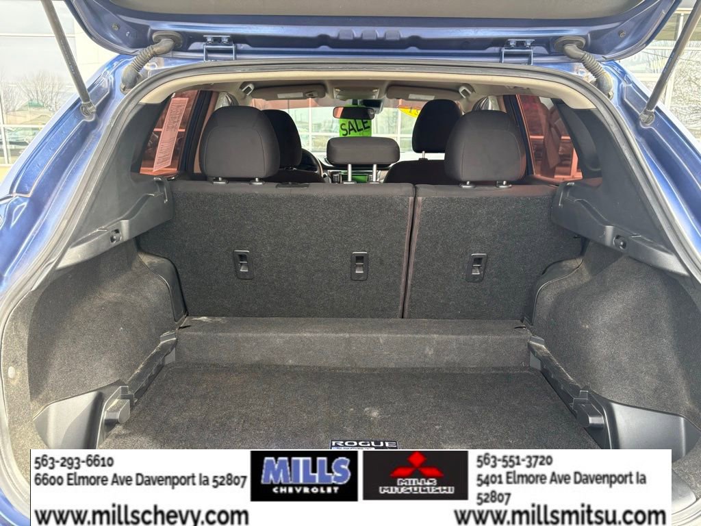 Used 2021 Nissan Rogue Sport S image 11