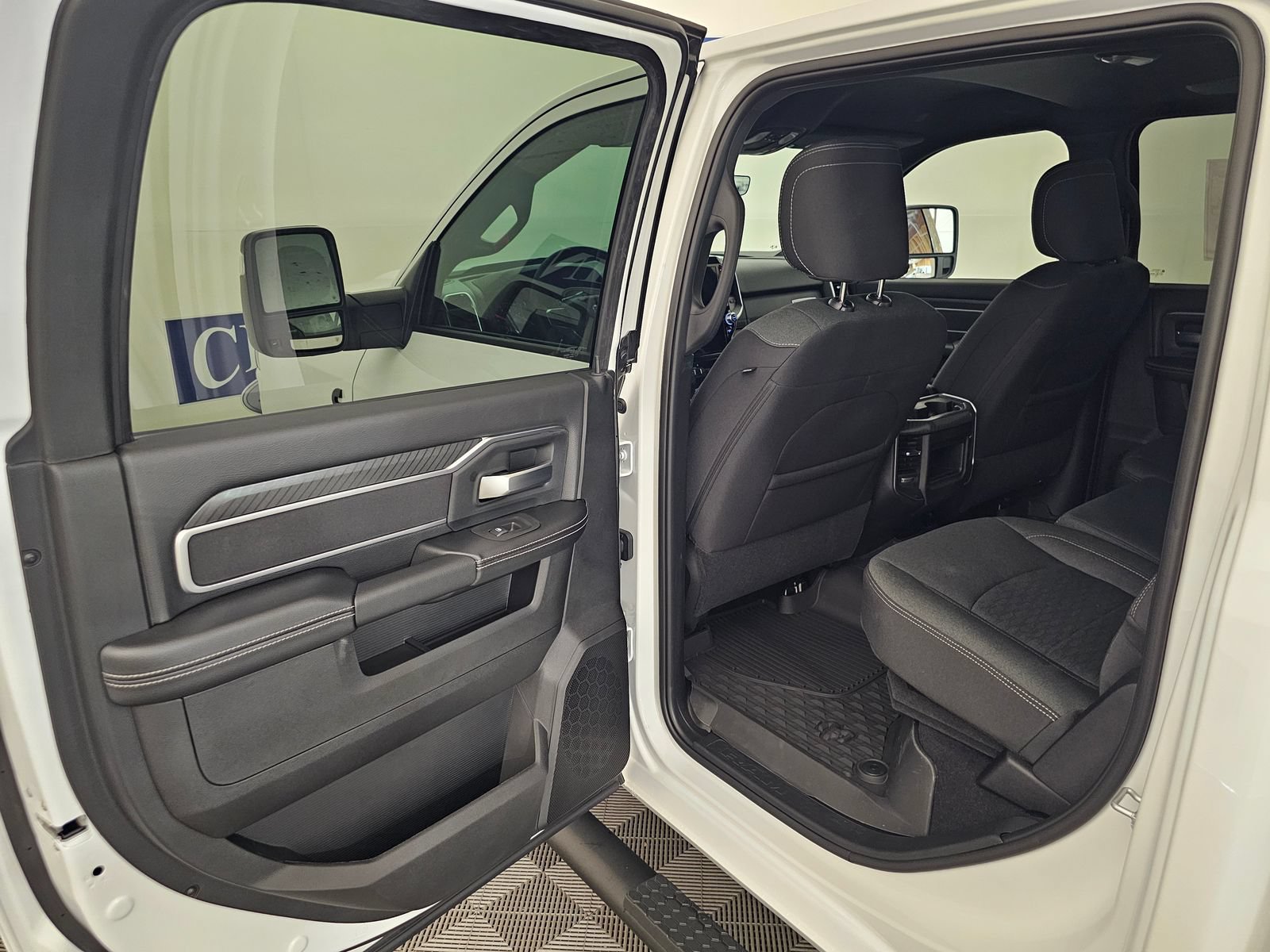 New 2026 RAM 2500 Big Horn AWD/4WD image 22