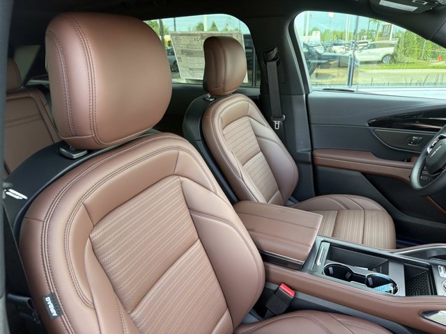 New 2026 Lincoln Nautilus Reserve AWD/4WD image 19