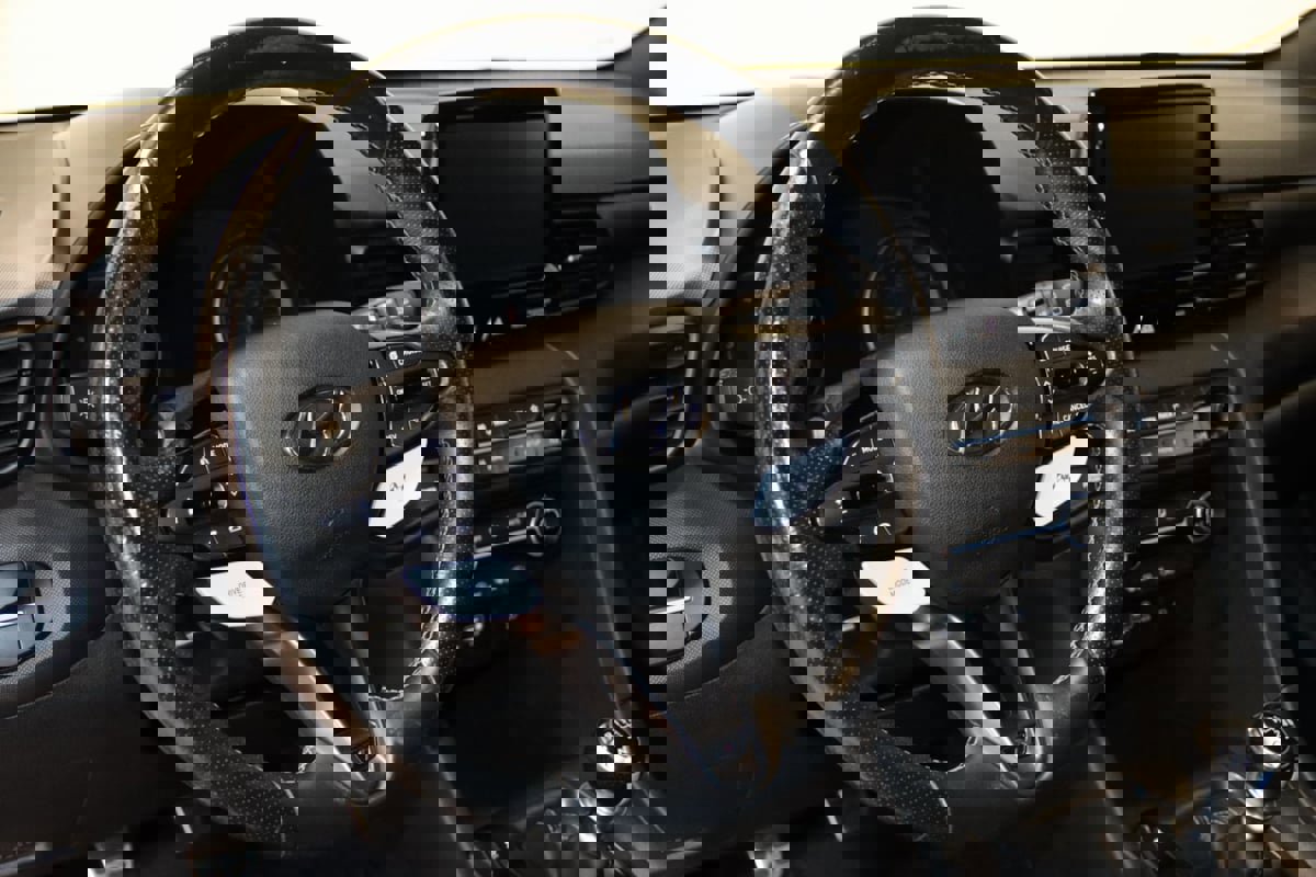 Used 2019 Hyundai Veloster N N w/ Performance Package image 30