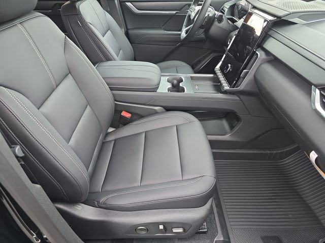 Certified 2025 GMC Acadia Elevation w/ Elevation Premium Package image 28