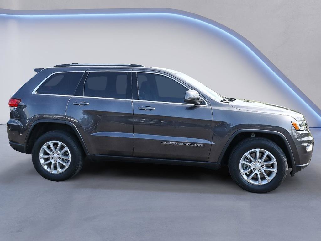 Used 2021 Jeep Grand Cherokee Laredo AWD/4WD image 9