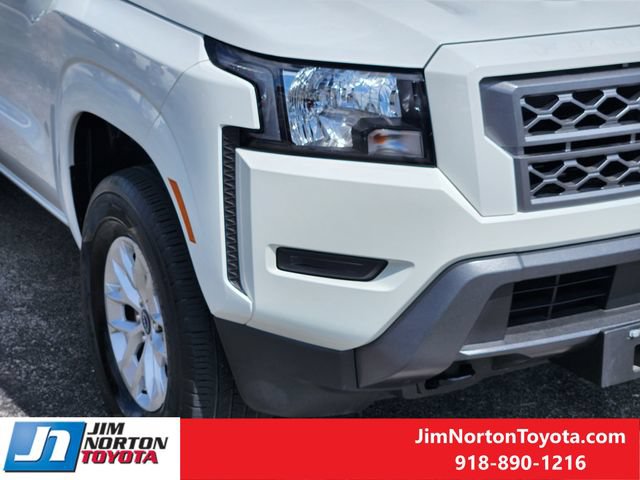 Used 2024 Nissan Frontier SV AWD/4WD image 9