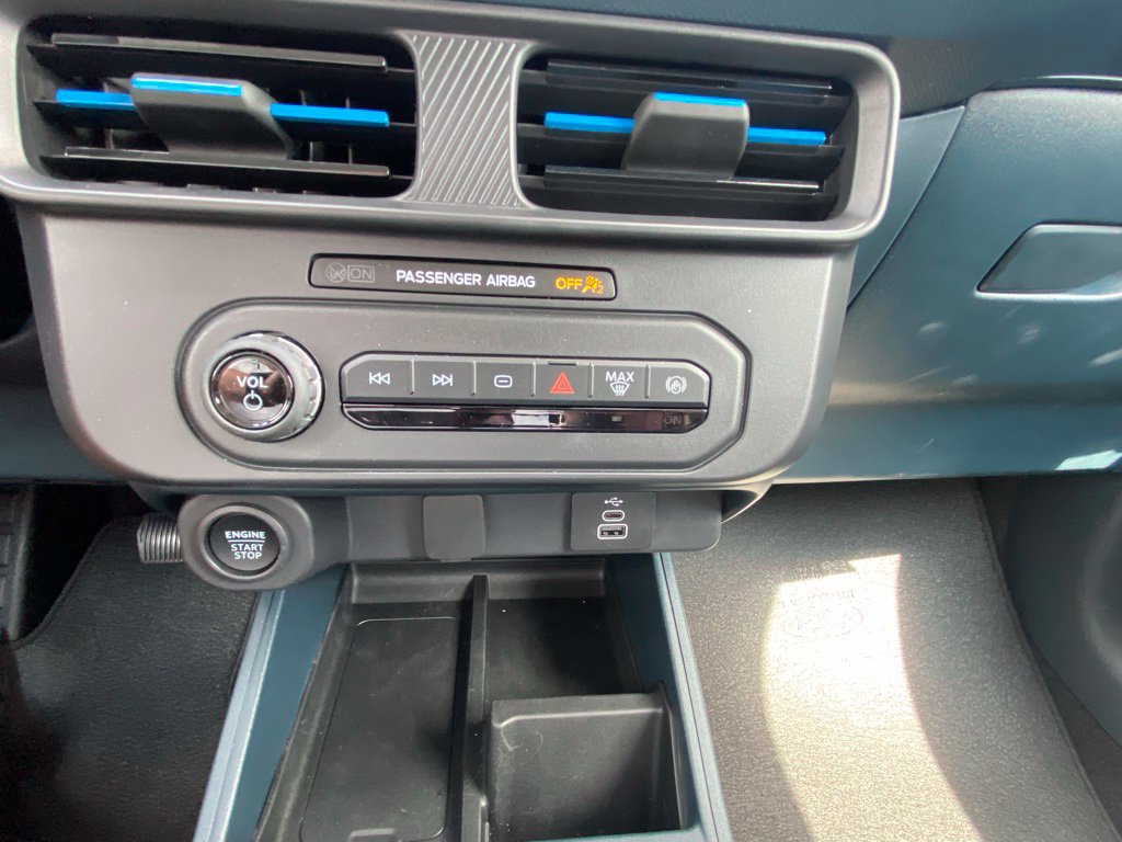 New 2026 Ford Maverick Lobo AWD/4WD image 17