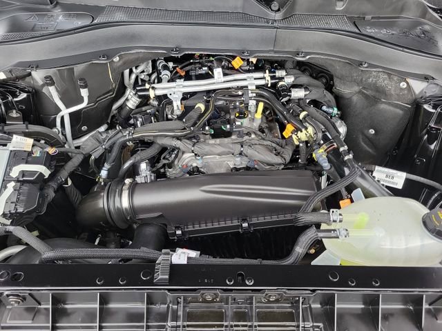 Used 2026 Ford Explorer Active RWD image 30
