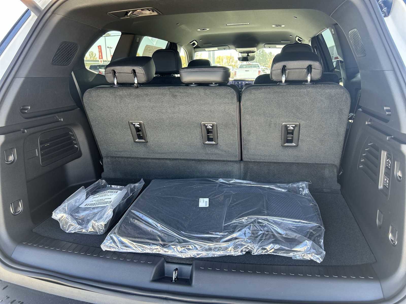 New 2026 Buick Enclave Preferred w/ Power Package image 25