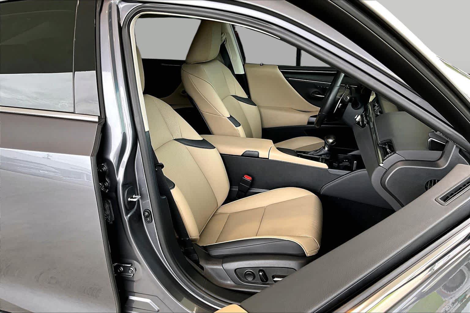Used 2021 Lexus ES 350 w/ Premium Package FWD image 8