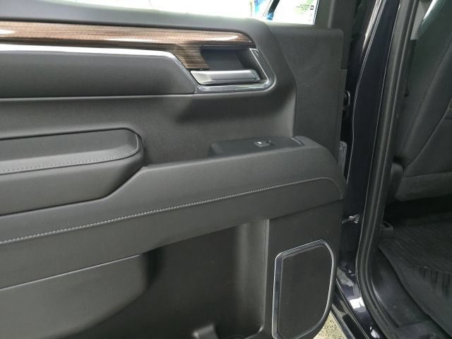 Used 2023 Chevrolet Silverado 1500 RST AWD/4WD image 8