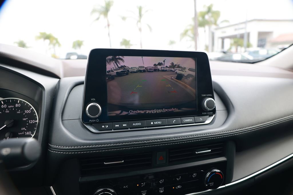 Used 2023 Nissan Rogue S FWD image 24