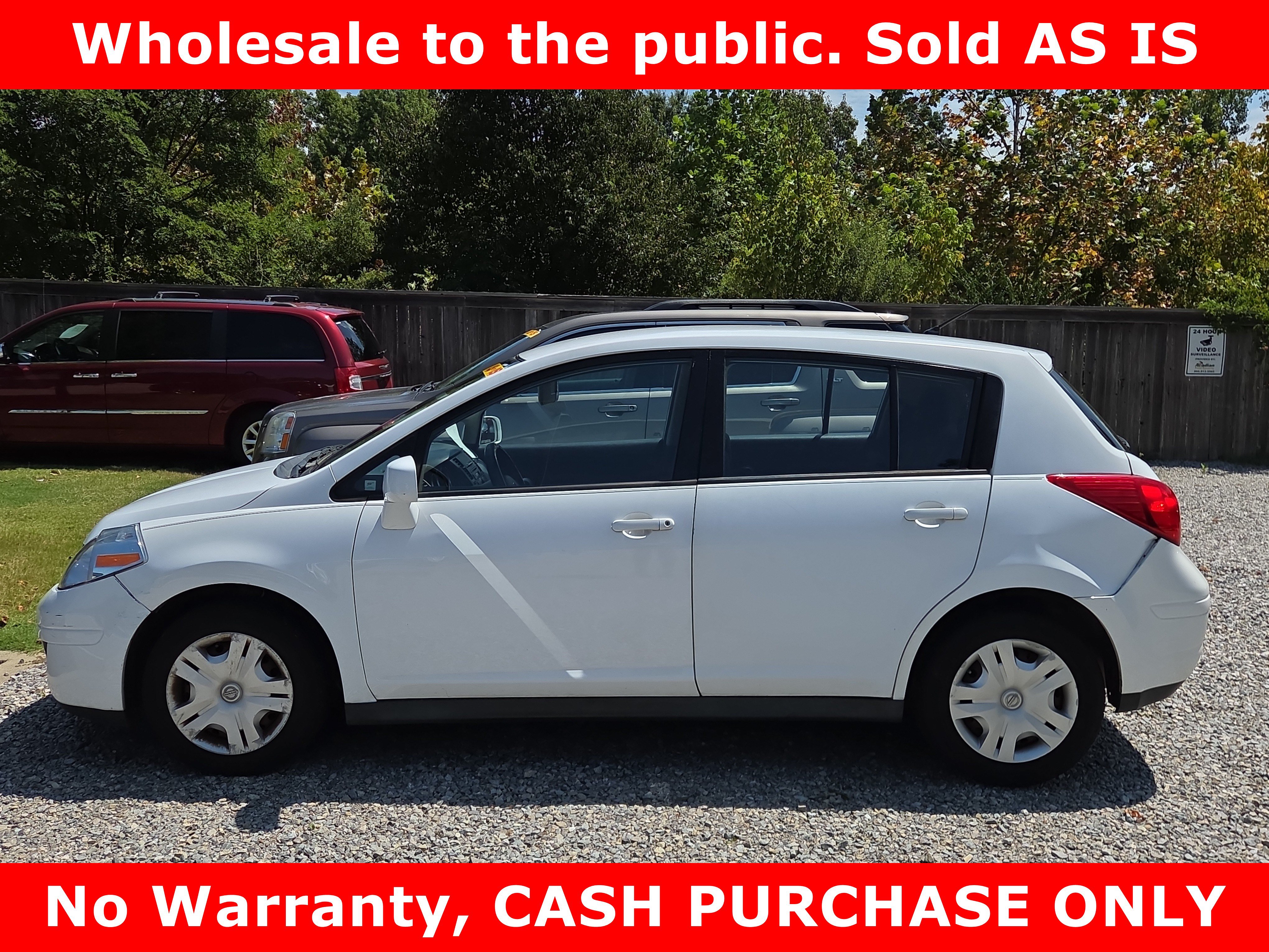 Used 2011 Nissan Versa 1.8 S FWD image 5