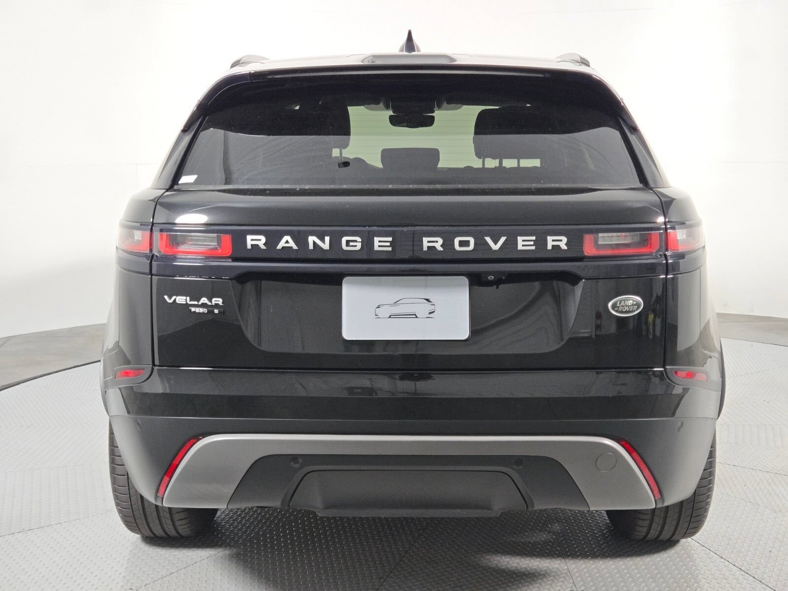 Used 2019 Land Rover Range Rover Velar S AWD/4WD image 8