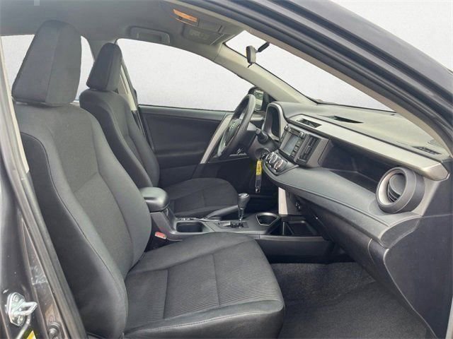 Used 2016 Toyota RAV4 LE image 25