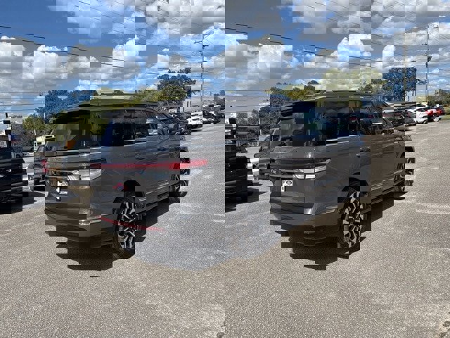 Used 2024 Lincoln Navigator Black Label image 16